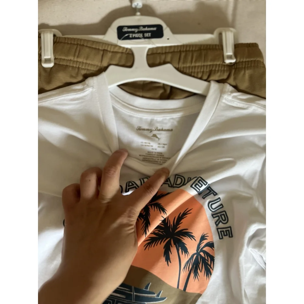 T-SHIRT & SHORTS--TOMMY BAHAMA--Boy's 2 Pc Set--SIZE M/7-8--BRAND NEW WITH TAGS